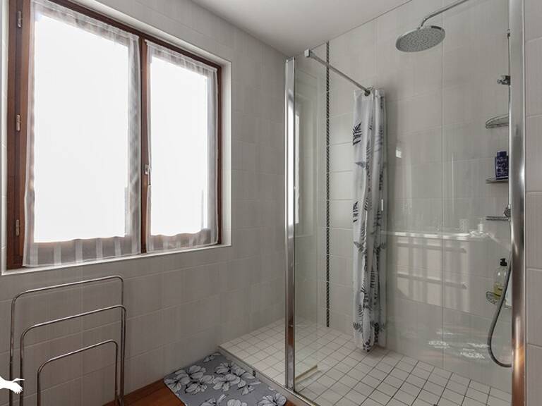 Maison de bourg de 5 pièces principales — photo 1