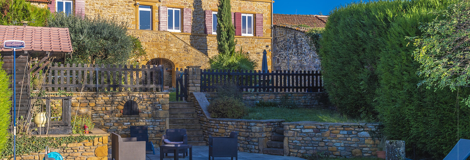 Maison 6 Pièces 210 m² à vendre à Val d'Oingt (69620)
