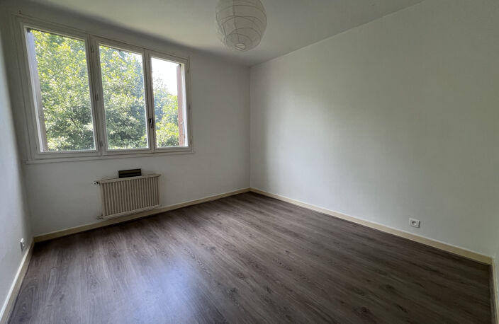 APPARTEMENT T3 - balcon-cave-garage — photo 5