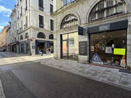 Local Commercial 161 m2 — photo 3