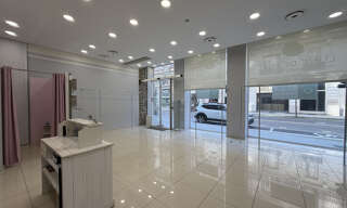 Commerce  118 m² à louer à Grenoble (38000)