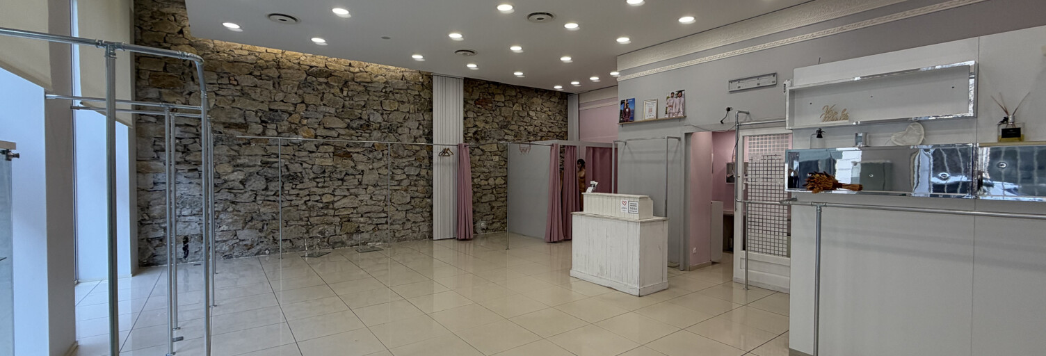 Commerce  118 m² à louer à Grenoble (38000)