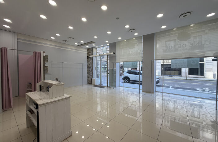 Local Commercial 118 m2 — photo 2