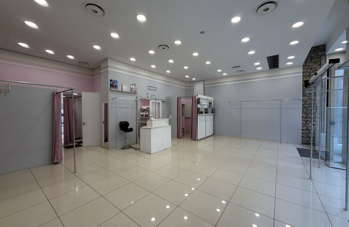 Local Commercial 118 m2 — photo 3