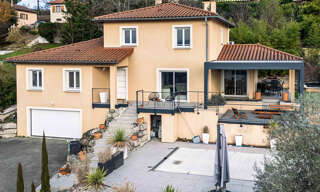 Maison 7 Pièces 207 m² à vendre à Val d'Oingt (69620)