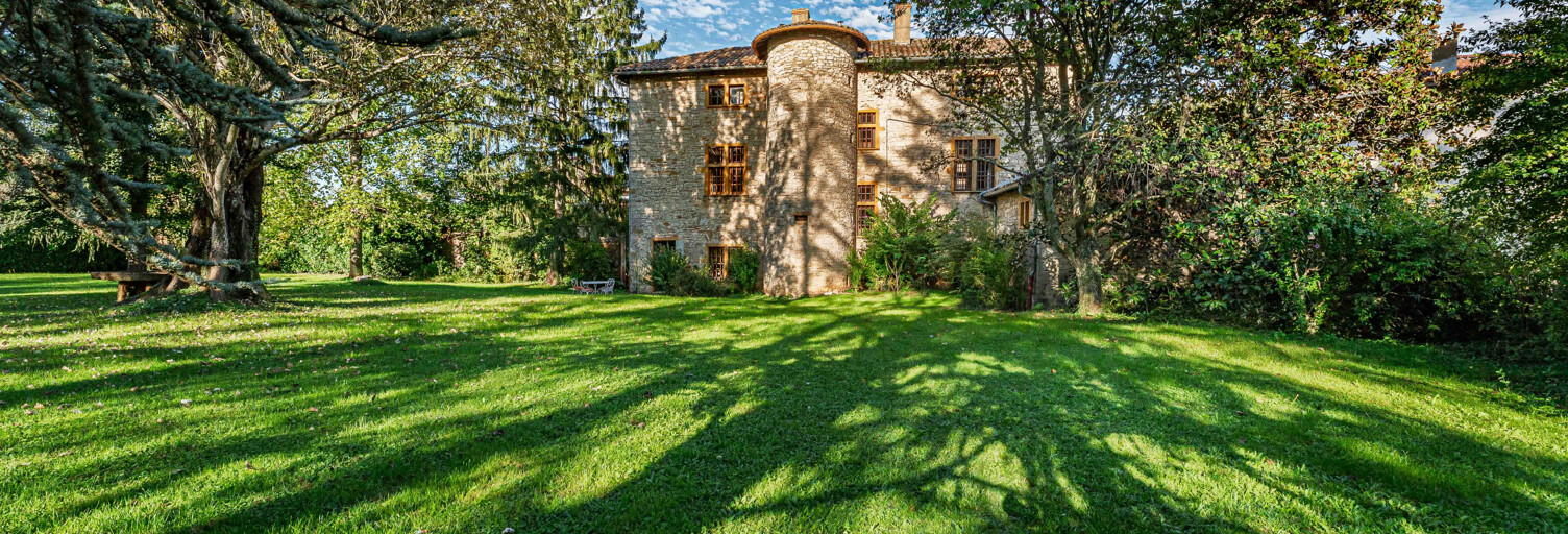 Maison 10 Pièces 350 m² à vendre à Morancé (69480)