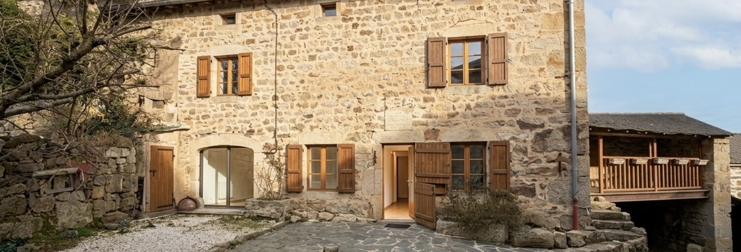 Maison 4 Pièces 160 m² à vendre à Saint-Étienne-Lardeyrol (43260)