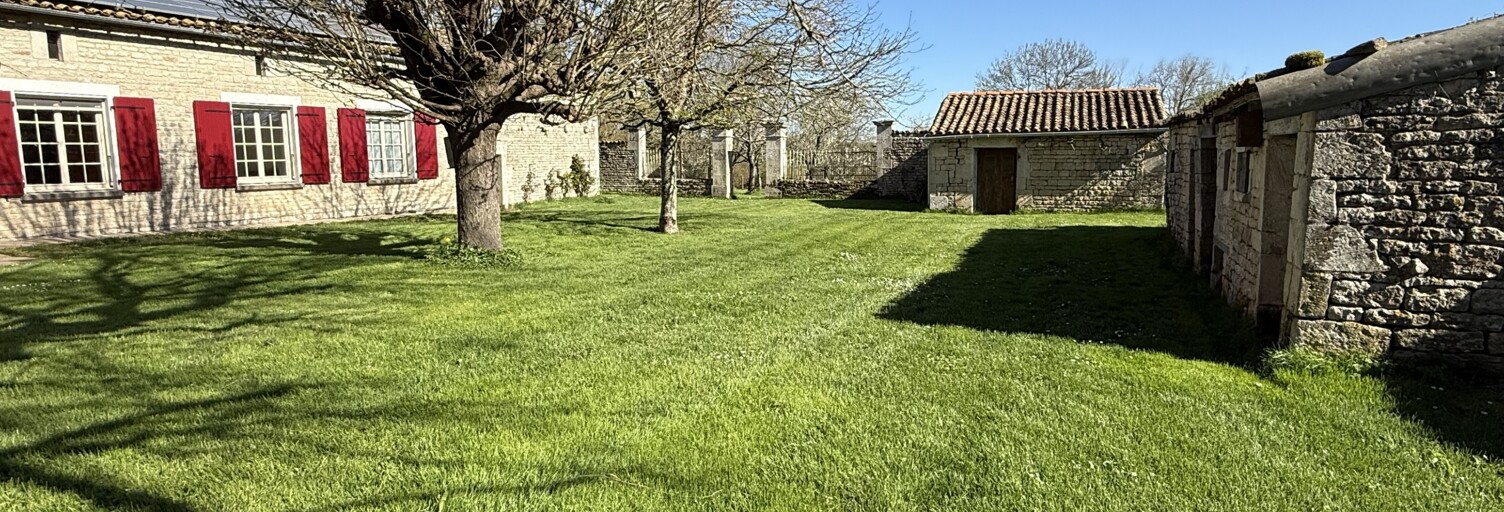 Maison 6 Pièces 138 m² à vendre à Luché-sur-Brioux (79170)