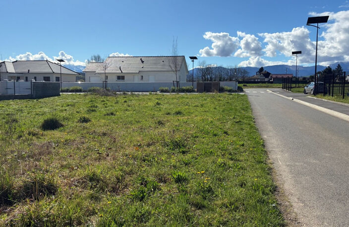TERRAIN PLAT VIABILISE DE 742m2 LOT 3 — photo 3