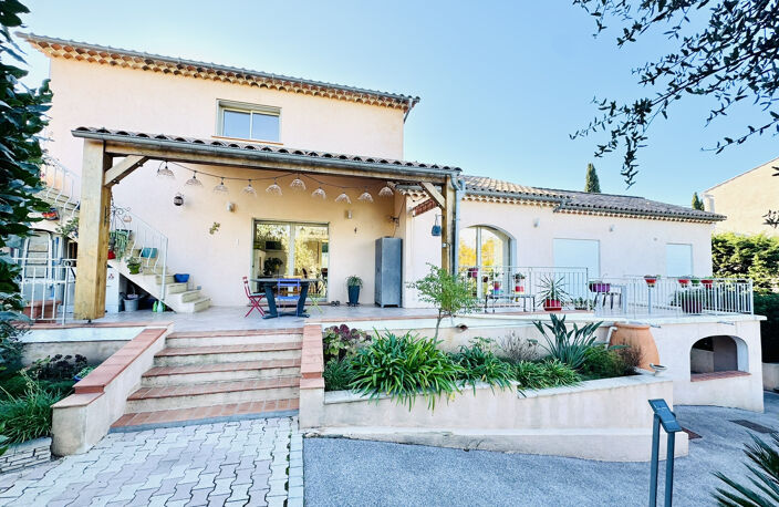 Villa d'exception avec piscine chauffée Saint Aygulf -  450 m des plages — photo 3