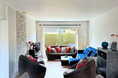 Maison 5 pièces 379900 €