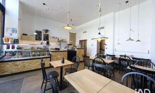 Commerce  58 m² à vendre à Marseille 2 (13002)