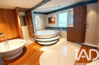 Maison 6 pièces 670000 €