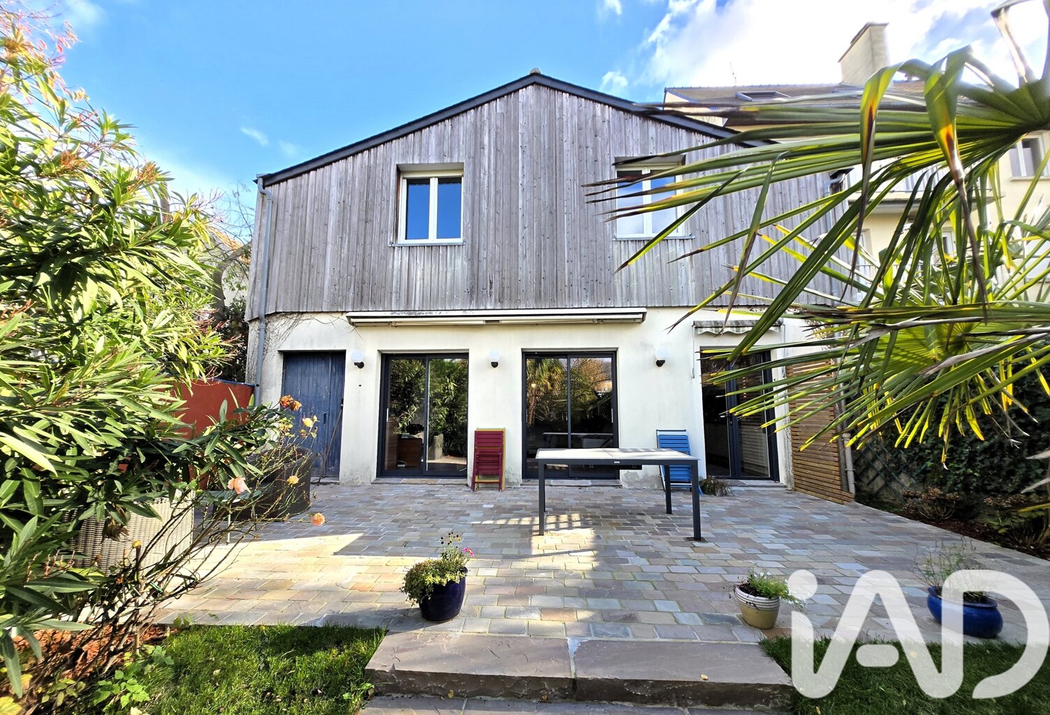 Vente Maison/villa 8 pièces — photo 1