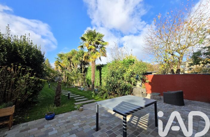 Vente Maison/villa 8 pièces — photo 2