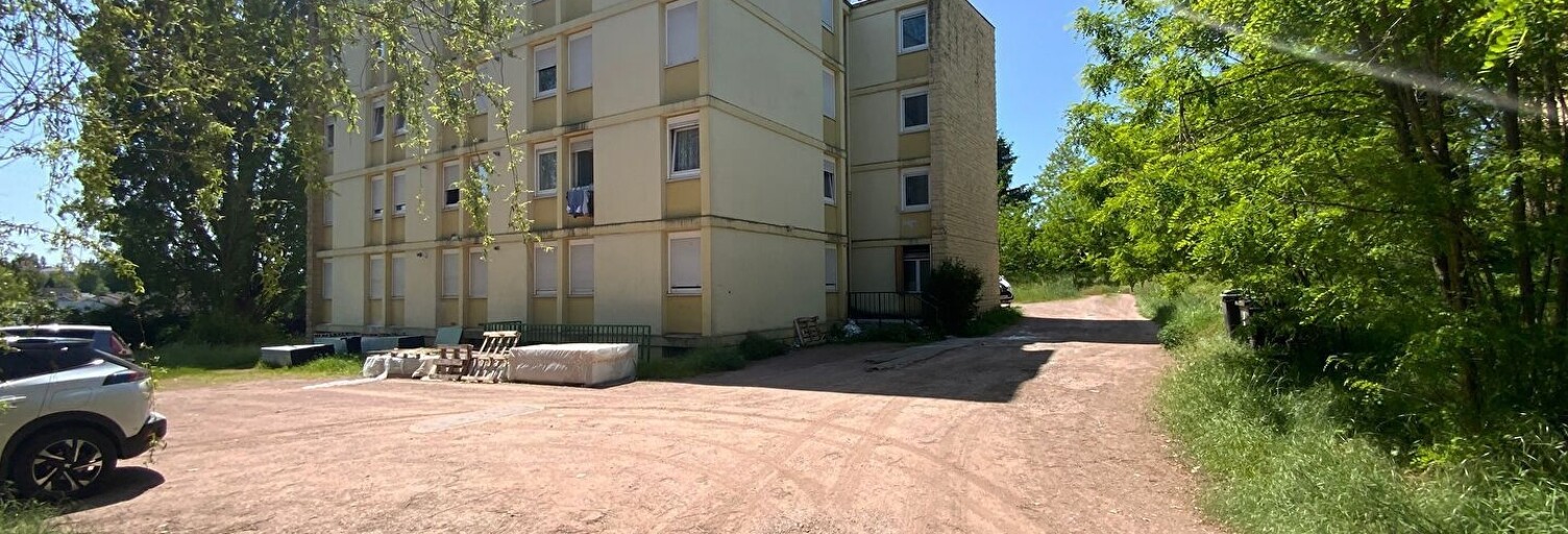 Immeuble  1300 m² à vendre à Carling (57490)