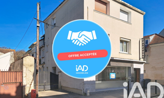 Immeuble  84 m² à vendre à Roissy-en-Brie (77680)