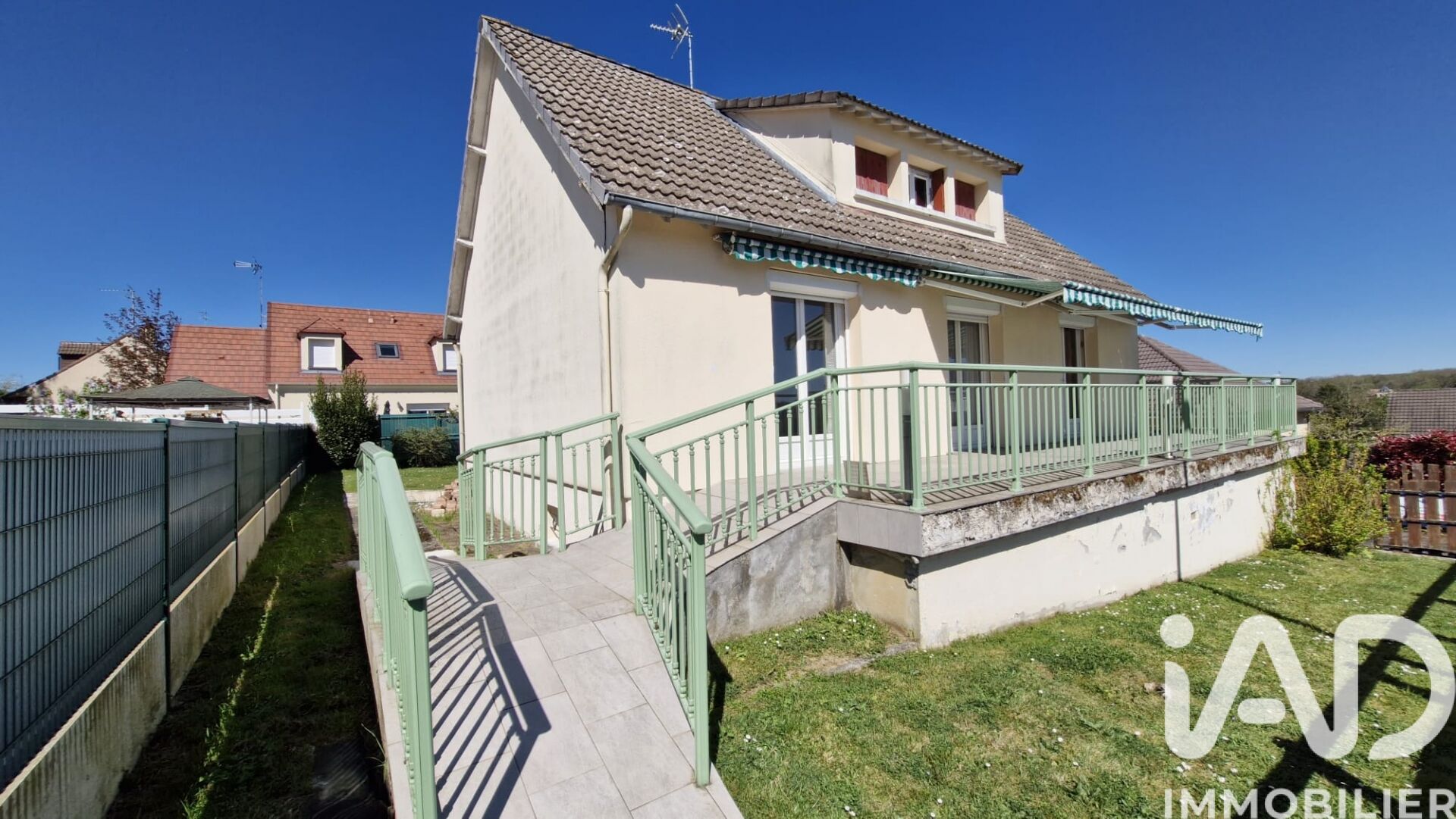 Maison à vendre, 5 pièces, 100 m², Barjouville