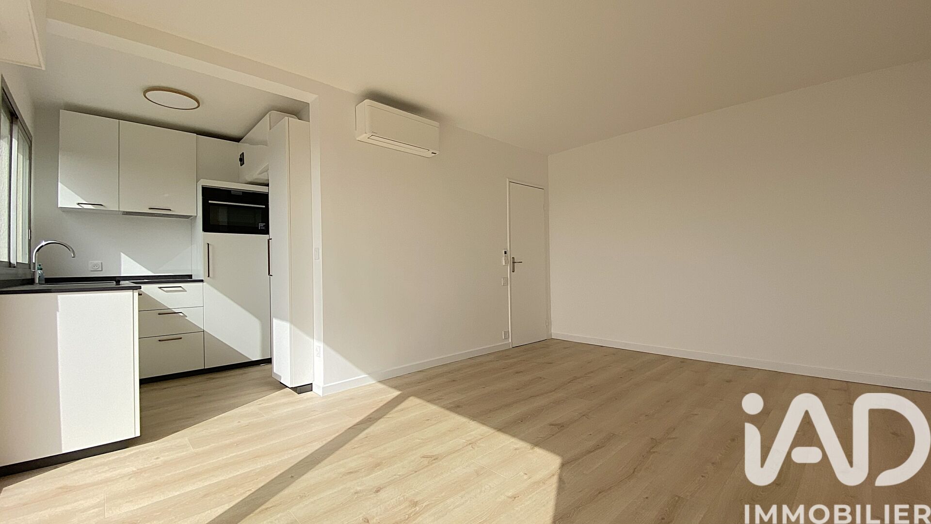 Vente Appartement 1 pièce - Photo 2