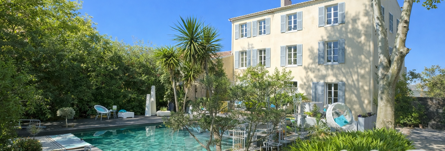 Maison 11 Pièces 400 m² à vendre à La Crau (83260)