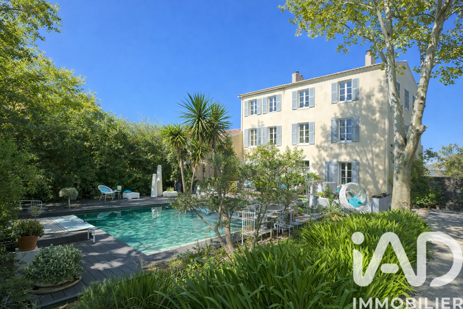 Maison à vendre, 11 pièces, 400 m², La Crau