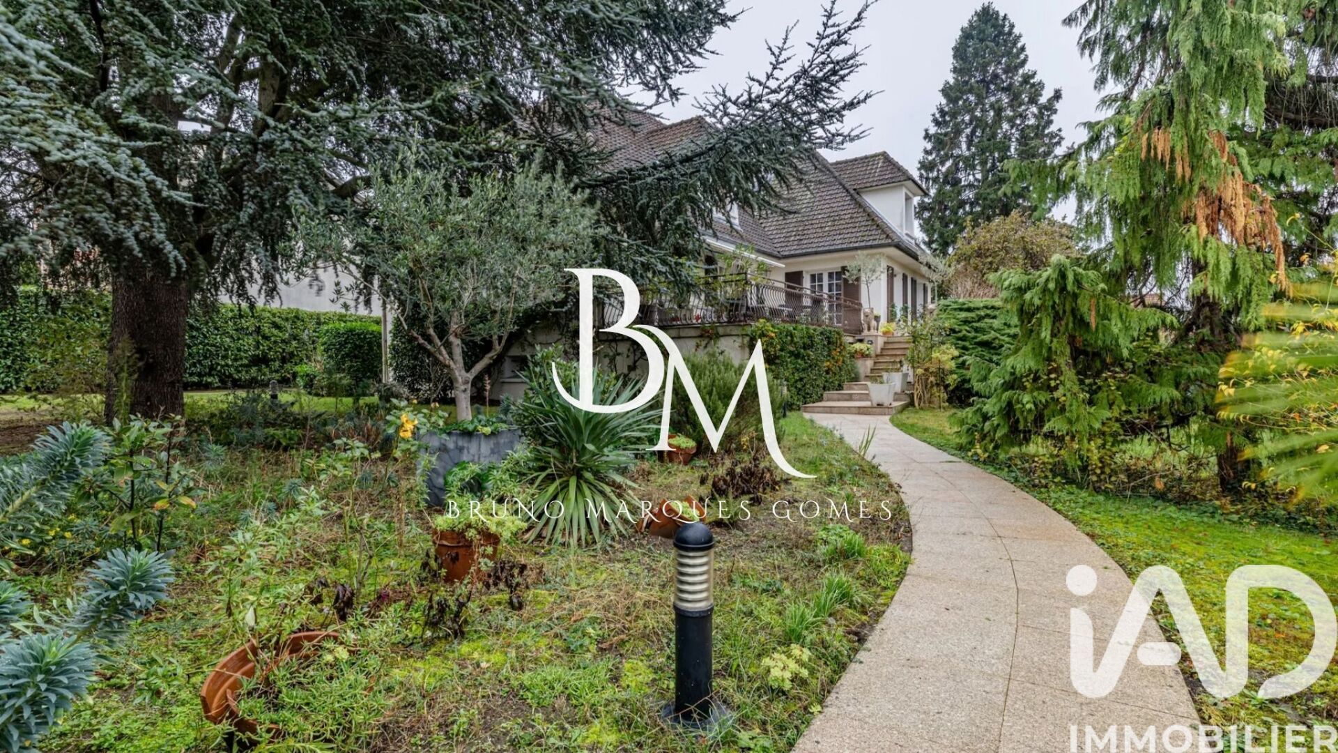 Vente Demeure 7 pièces - Photo 2