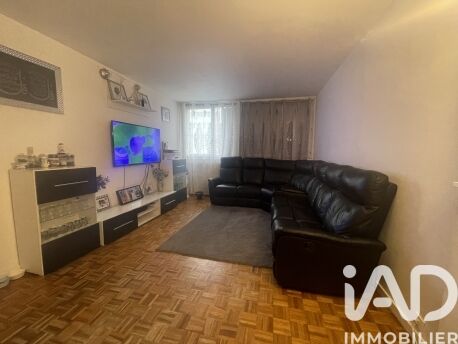 Appartement à louer, 4 pièces, 76 m², Trappes