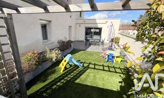 Maison 6 Pièces 137 m² à vendre à Le Chambon-Feugerolles (42500)