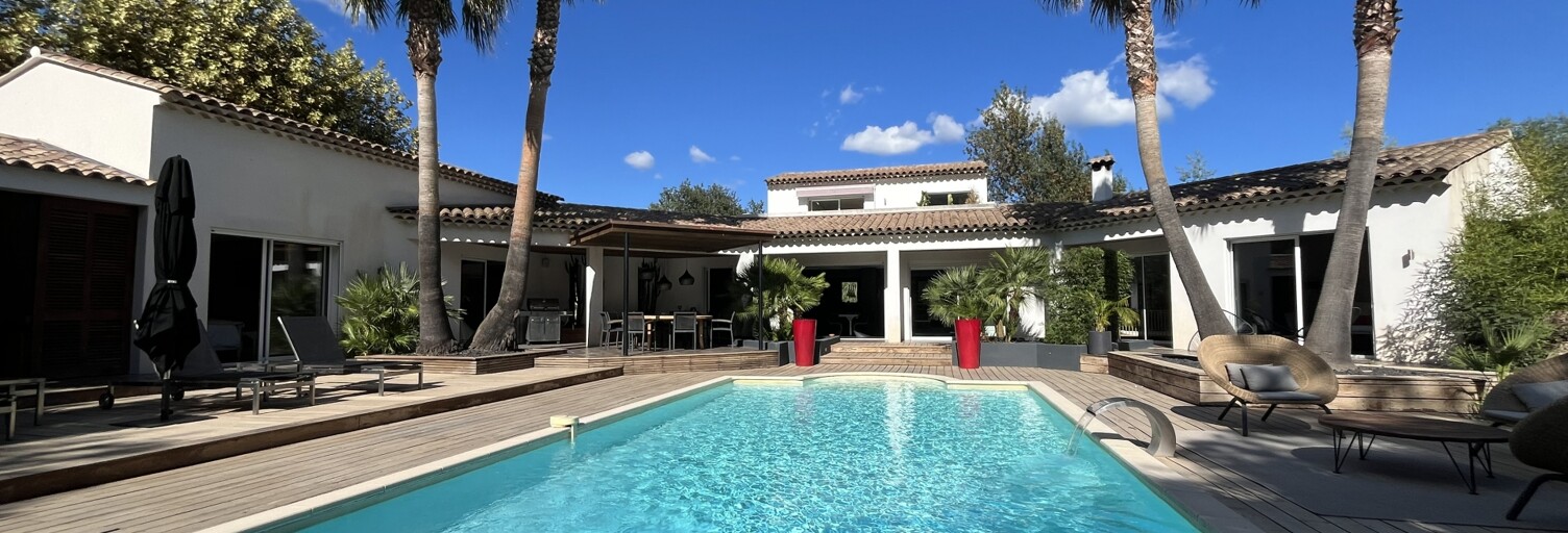 Maison 7 Pièces 250 m² à vendre à Grimaud (83310)