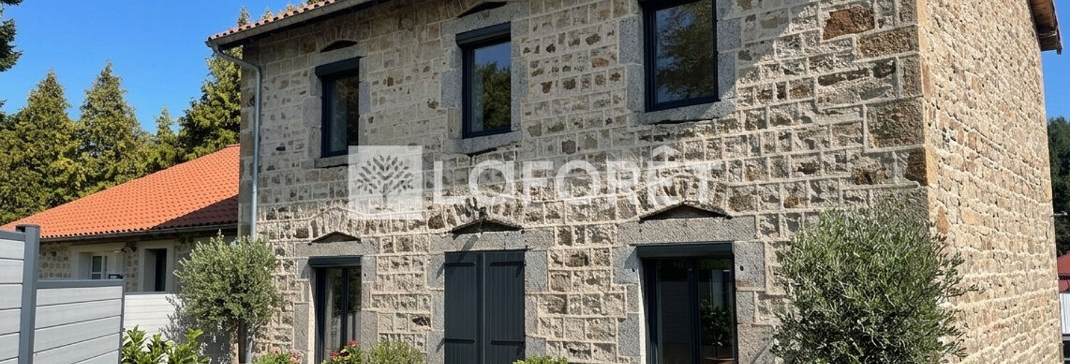 Maison 4 Pièces 136 m² à vendre à Viverols (63840)