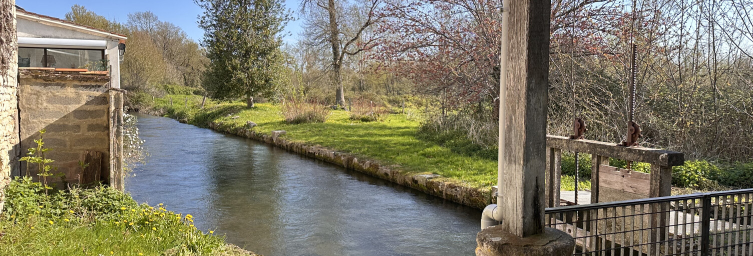 Maison 6 Pièces 184 m² à vendre à Saint-Pardoult (17400)