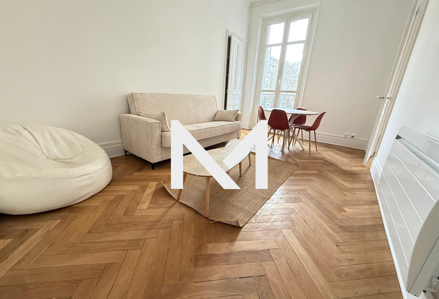 GRENOBLE - BEL IMMEUBLE HAUSSMANNIEN- T3 — photo 1