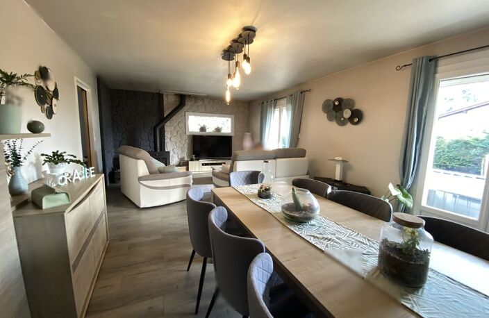 Maison de plain-pied T5 114 m²  Piscine  Garage double — photo 2