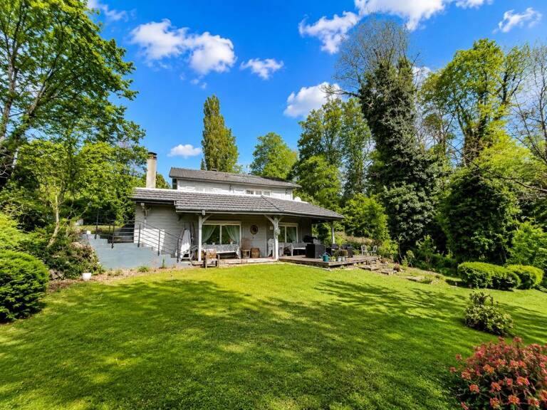 Maison bord du Rhône - POUGNY — photo 1