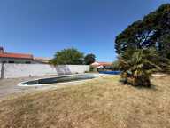 BRETIGNOLLES SUR MER 85 -AUX ENCHERES- A 800M DES PLAGES PARCELLE DE TERRAIN AVEC PISCINE 542M² A BATIR — photo 3