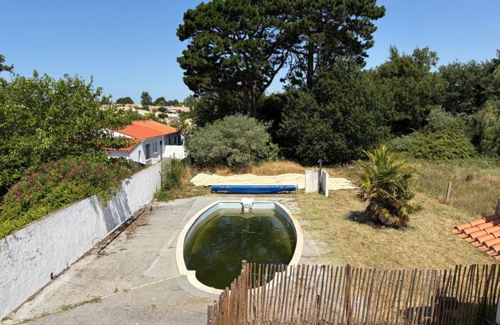 BRETIGNOLLES SUR MER 85 -AUX ENCHERES- A 800M DES PLAGES PARCELLE DE TERRAIN AVEC PISCINE 542M² A BATIR — photo 4