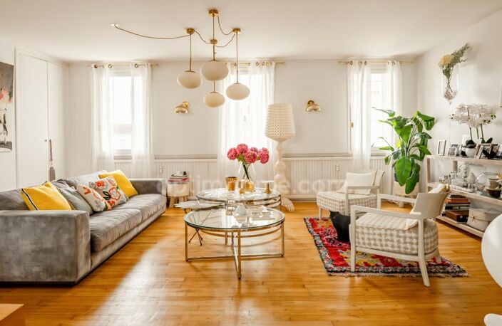 16000 Angoulême - Appartement de standing –  Grand espace de 150 m² – Plateau d’Angoulême – 3 chambres – 2 suites parentales – 3 dressings – 3 WC – cave — photo 3
