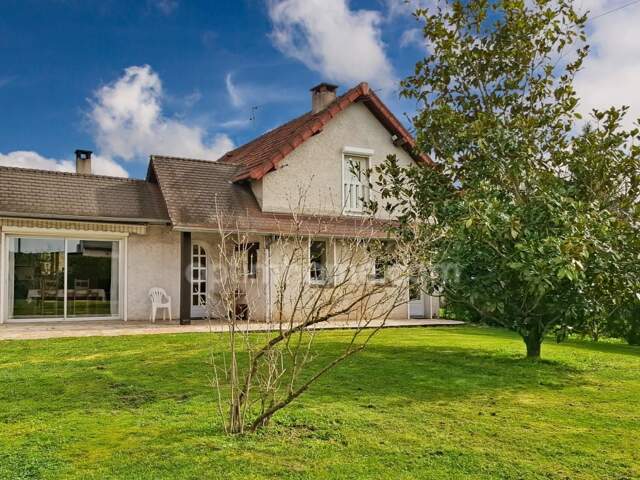 Maison 155 m² – 3 chambres – Terrain 800 m² – Hauterive proche Vichy — photo du bien