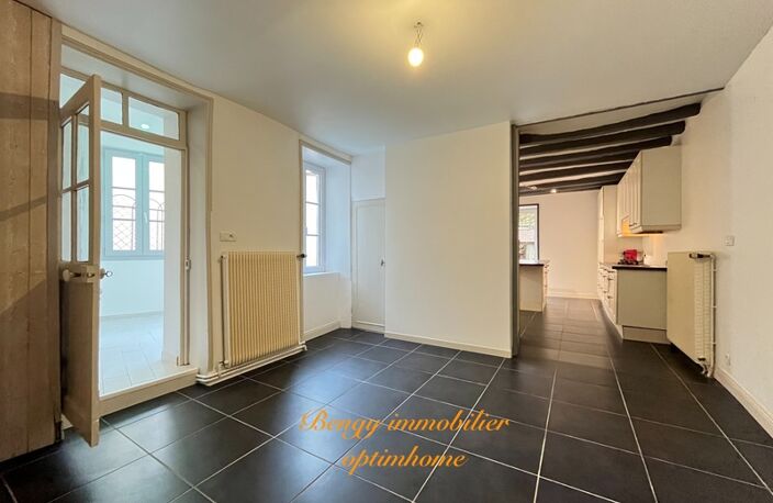 Maison de ville unique sur Chateau-La-Vallière — photo 3