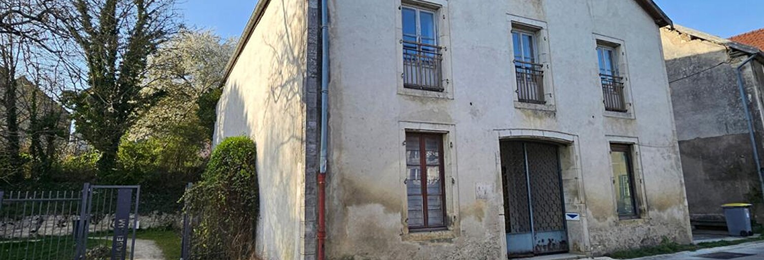 Commerce  318 m² à vendre à Mirebeau-sur-Bèze (21310)