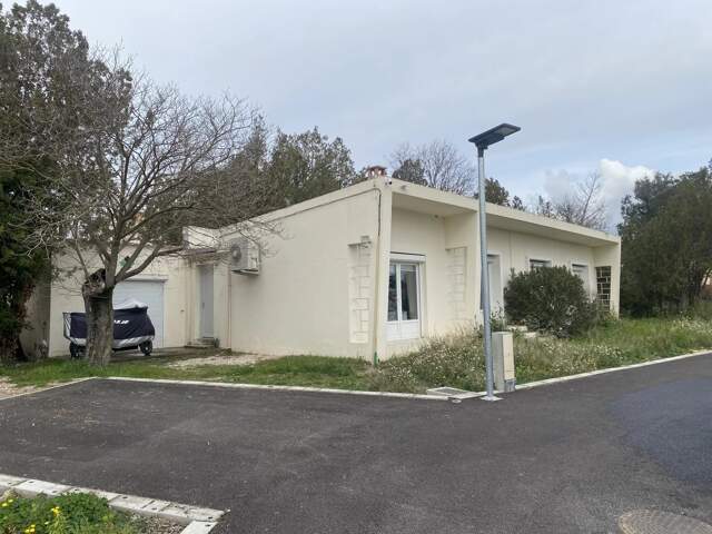 Maison  de plein pied à vendre sur Pelissanne — photo du bien