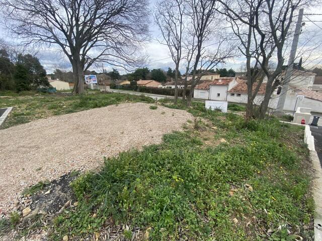 Terrain proposé à Pélissanne