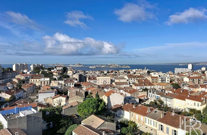 TYPE 3 - CALME - LUMINEUX - VUE MER - TERRASSE COMMUNE — photo 3