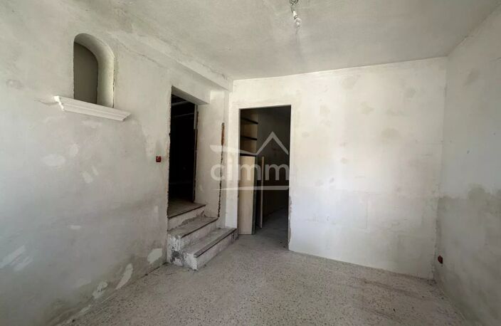 INVESTISSEMENT – APPARTEMENT T2 À RÉNOVER — photo 2
