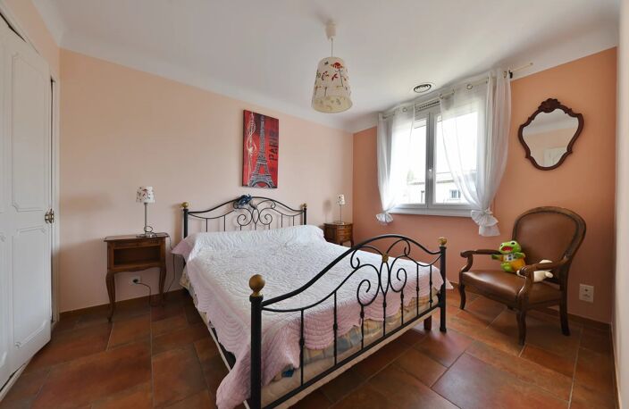 Spacieuse villa avec piscine Uzès à pied! — photo 3