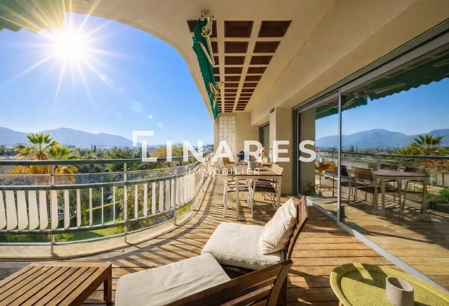 LE GRANDIOSE DU 8EME - Appartement T6 de 206 m2 avec terrasse de — photo 1