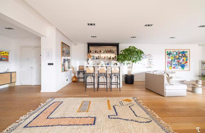 LE GRANDIOSE DU 8EME - Appartement T6 de 206 m2 avec terrasse de — photo 4