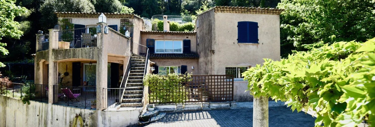 Maison 12 Pièces 300 m² à vendre à Colomars (06670)