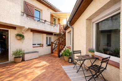 Appartement 5 pièces 1175 €