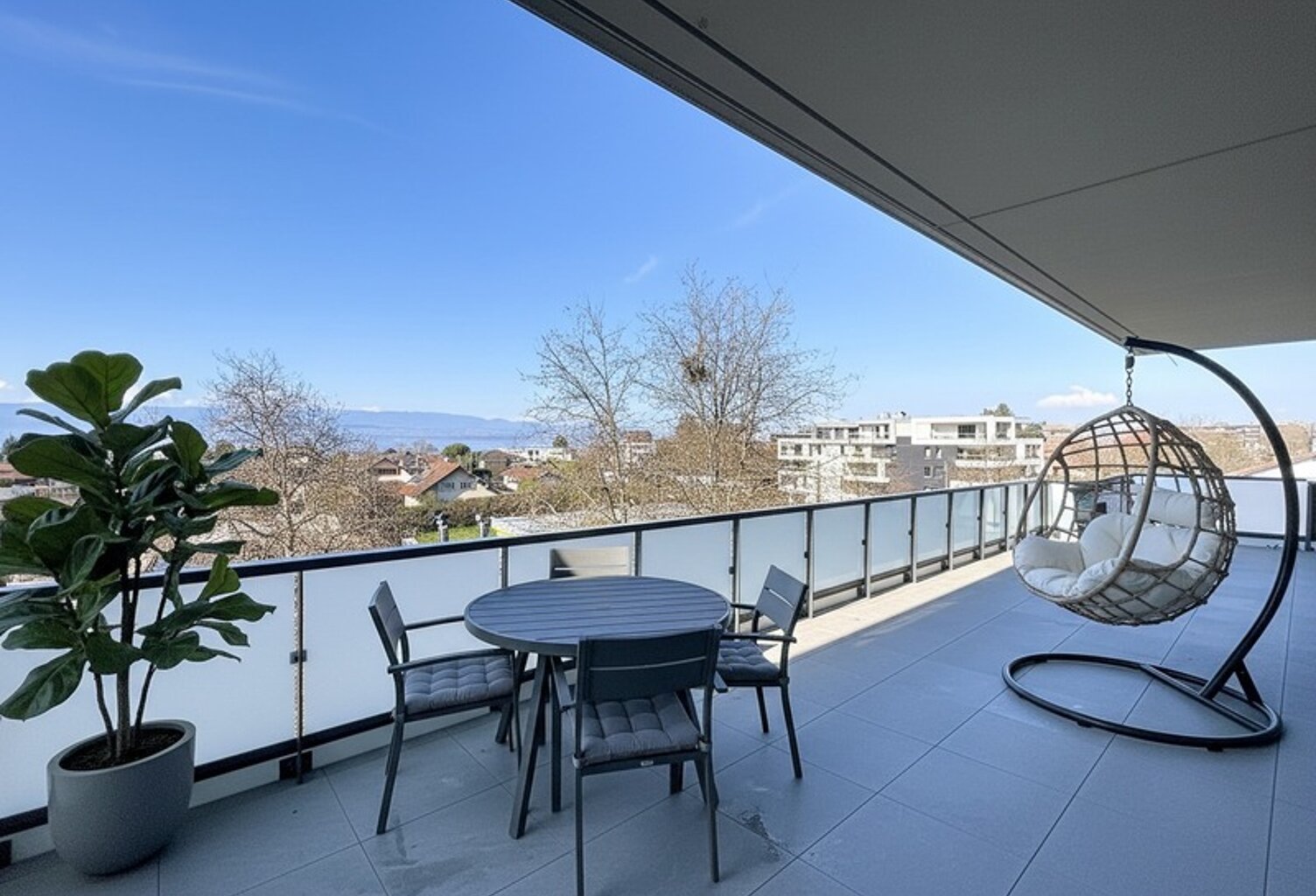 Appartement à vendre Attique 4 pièces THONON LES BAINS (74) — photo 1